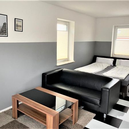Apartment Voll Moebeliert Mit Balkon ブレーメン エクステリア 写真